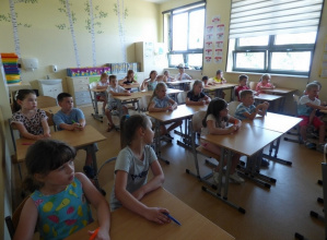 Wizyta 6-latków w SP w Łękińsku